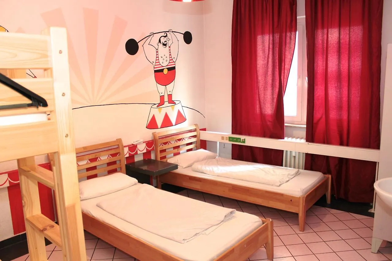 Hostel City Bed 2 Am Kurfurstendamm Berlin Germany